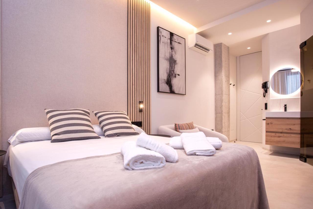 Magnificent Renovated 2Bd 2Bth Duplex With Backyard - City Centre Màlaga Exteriér fotografie